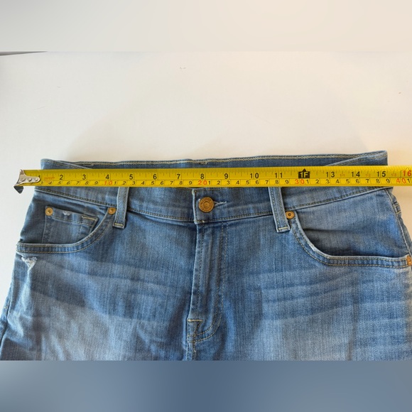 7 For All Mankind Light Blue Jean Shorts - Picture 6 of 9